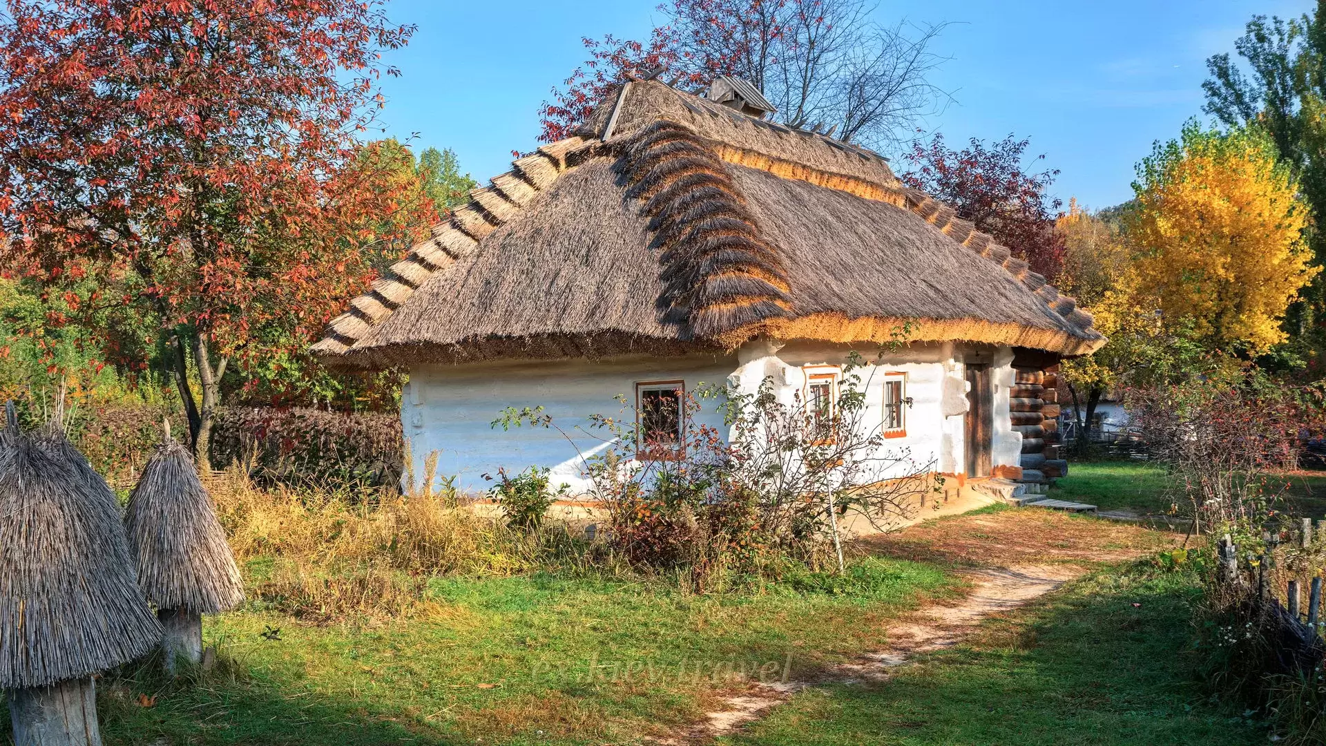 Excursions Travel to Ukraine Kiev Museum Pirogovo Sadiba village Taboriv