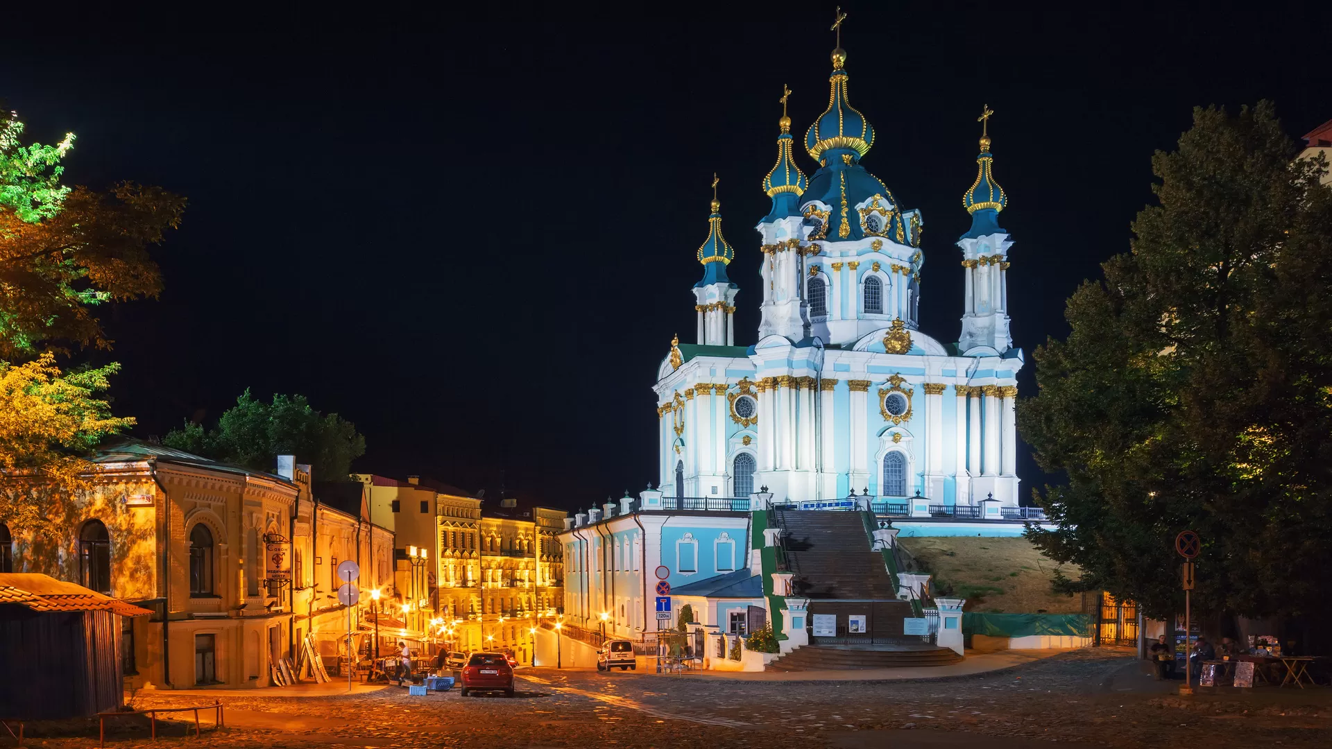 Церковь на Андреевском спуске в Киеве